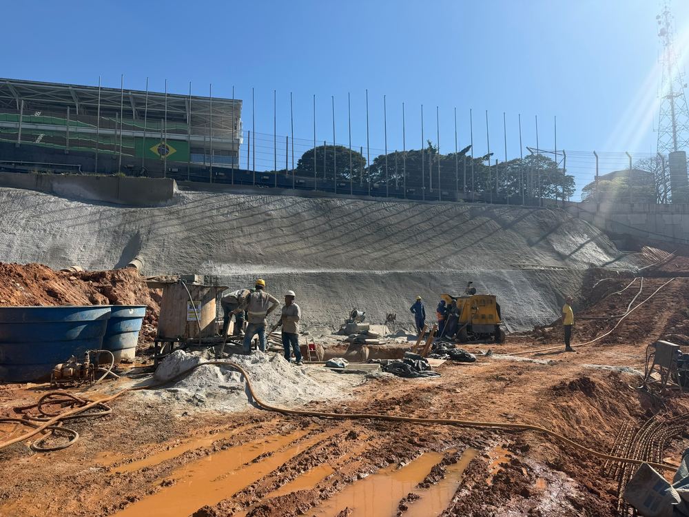 Foto de capa — Obra Autódromo de Interlagos